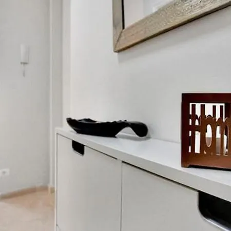 Lovely Paradise 1-bed In דירה *